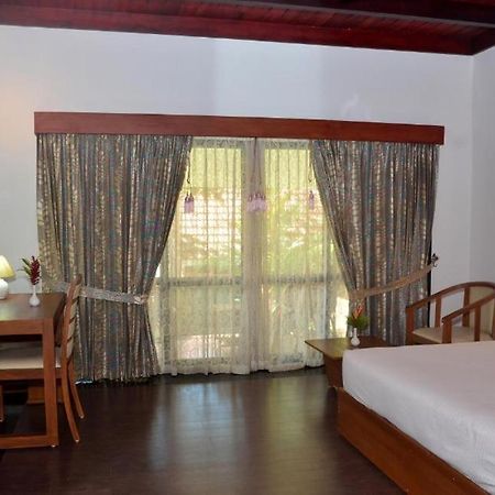Vascodagama Beach Resort Kappad Eksteriør billede