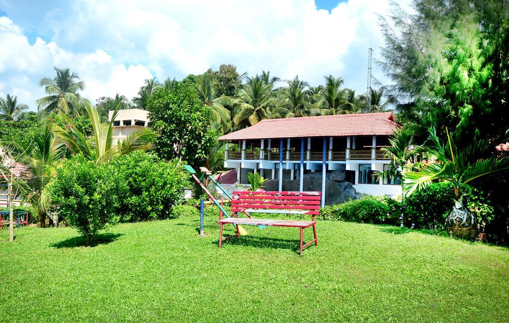 Vascodagama Beach Resort Kappad Eksteriør billede